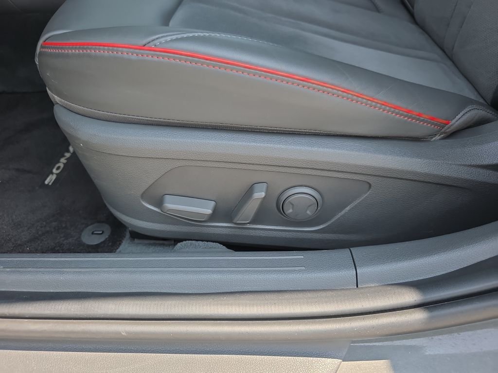 Used 2022 Hampton Gray Hyundai SEL Plus image 25