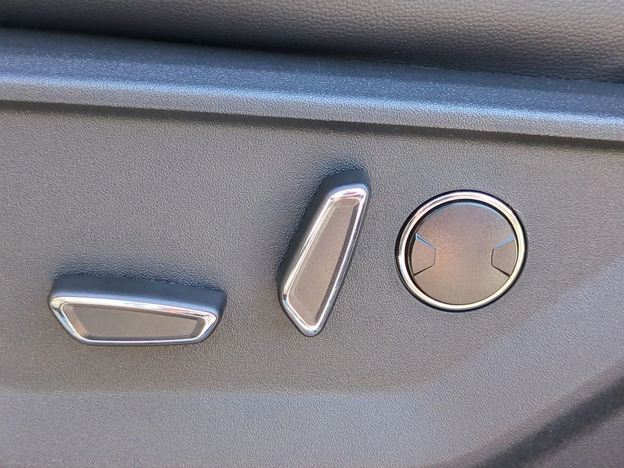 2025 Ford F-150 Lariat - Photo 20