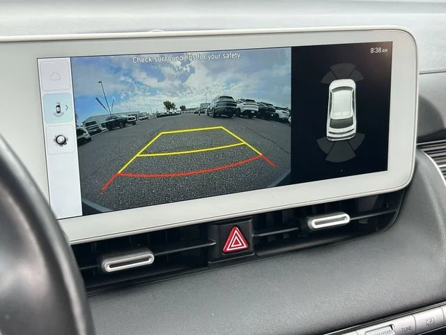 Used 2023 Atlas White Hyundai SEL image 29