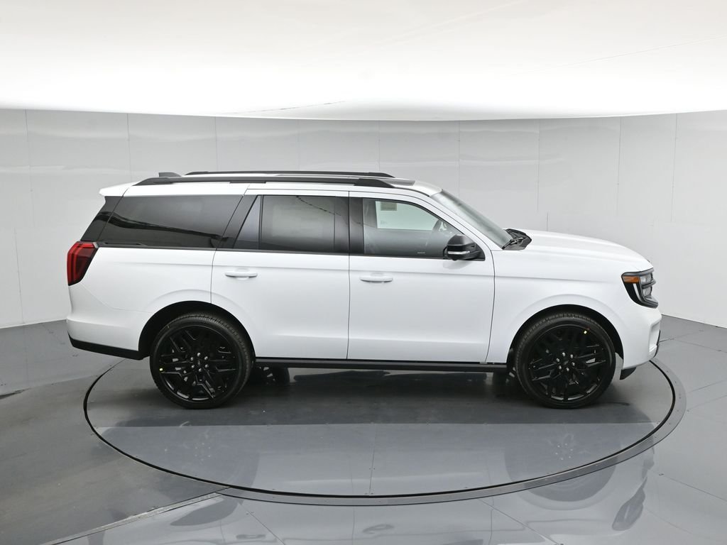 New 2026 Oxford White Ford Platinum image 43