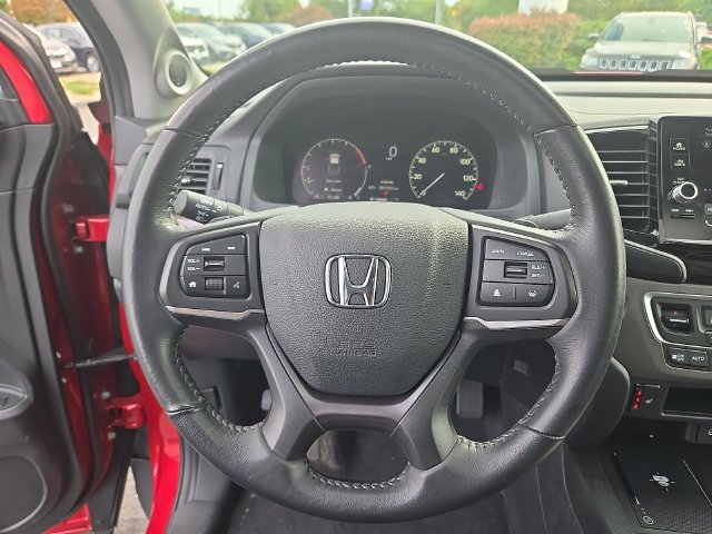 Used 2024 Radiant Red Metallic II Honda RTL image 19