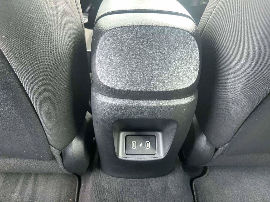 Used 2025 Gray Hyundai SEL Sport image 12