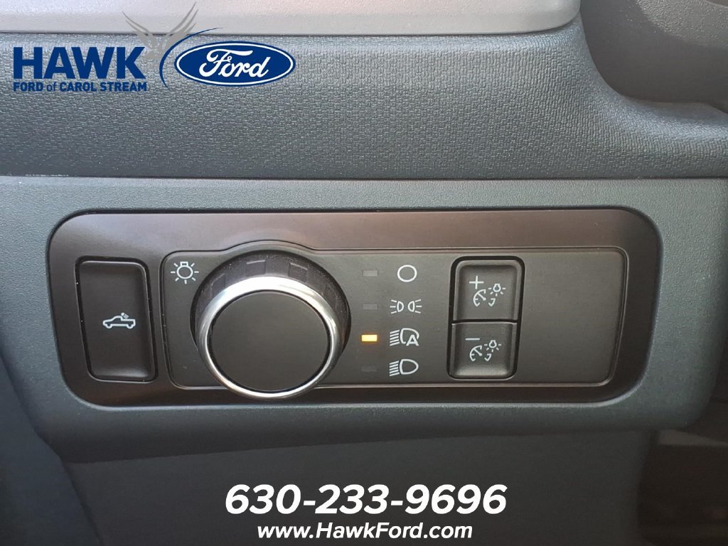 Used 2024 Gray Ford XLT image 21