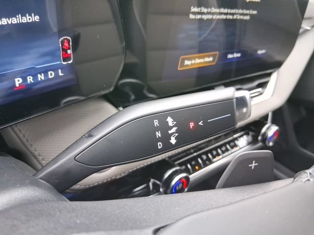 2027 Chevrolet Equinox LT - Photo 9