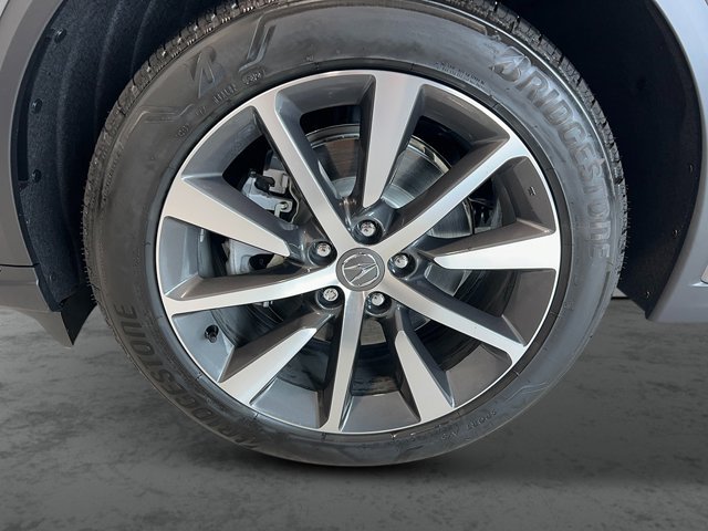 New 2026 Liquid Carbon Metallic Acura w/Technology Package image 12
