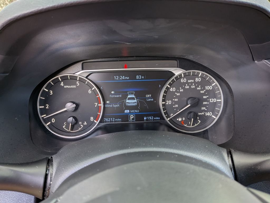 Used 2021 Red Nissan 2.5 SV image 17