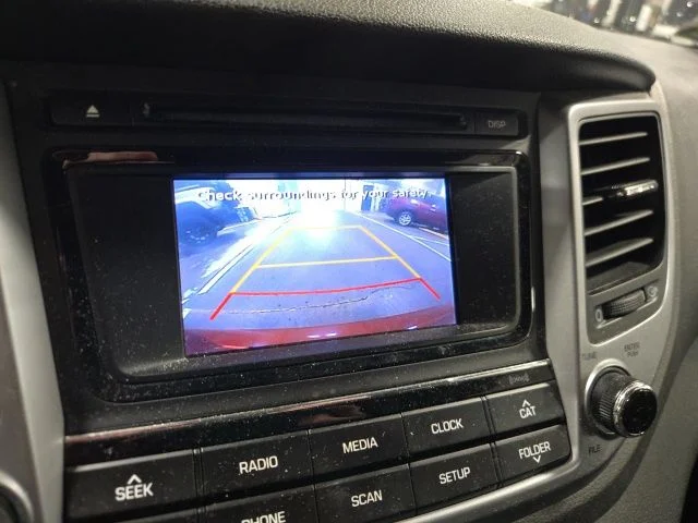 Used 2017 Orange Hyundai SE image 16