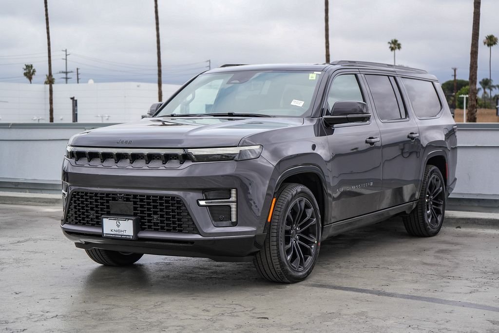 New 2026 Gray Metallic Jeep Summit Obsidian image 4
