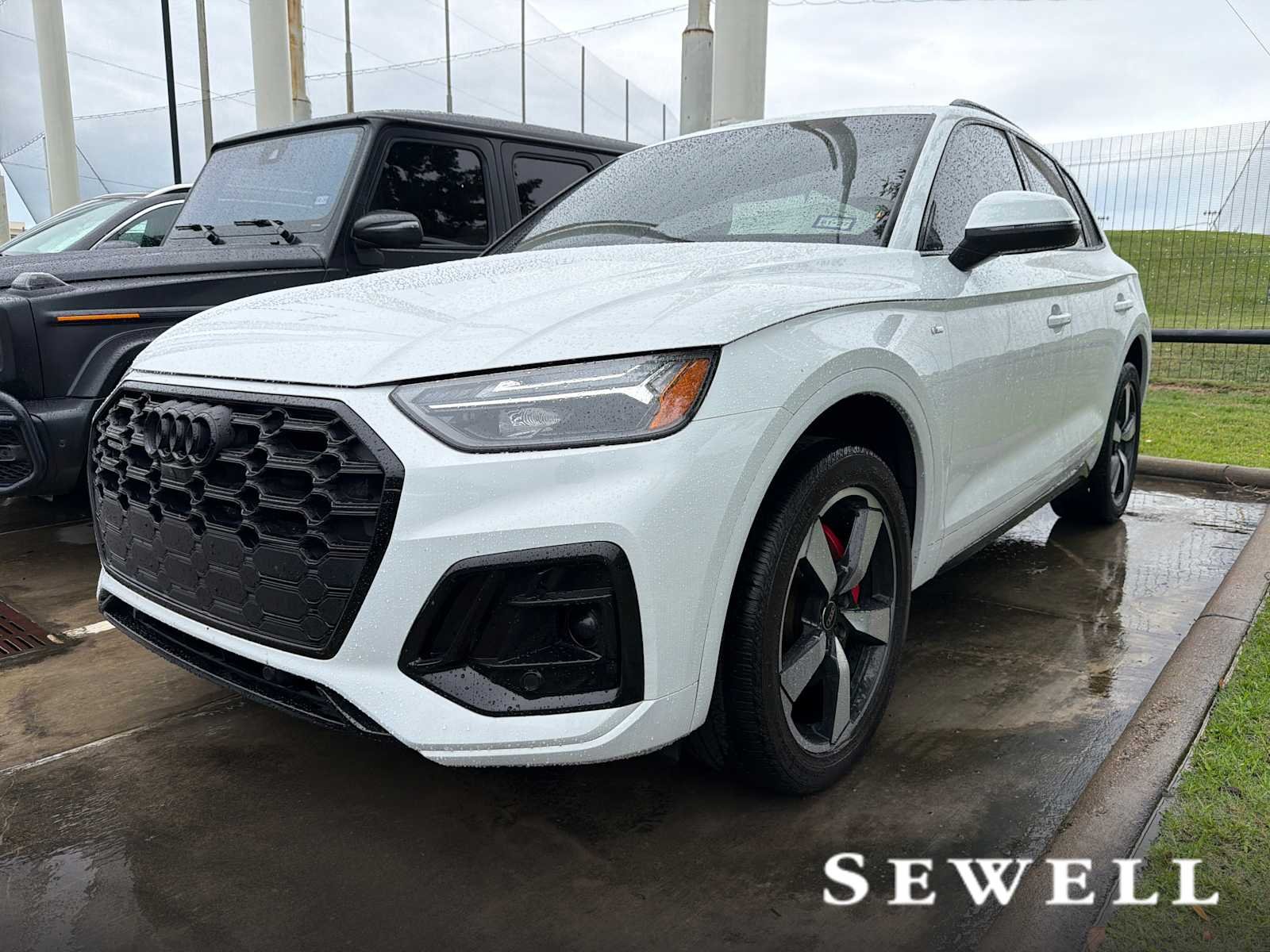 2024 Audi Q5 45 Premium Plus's photo