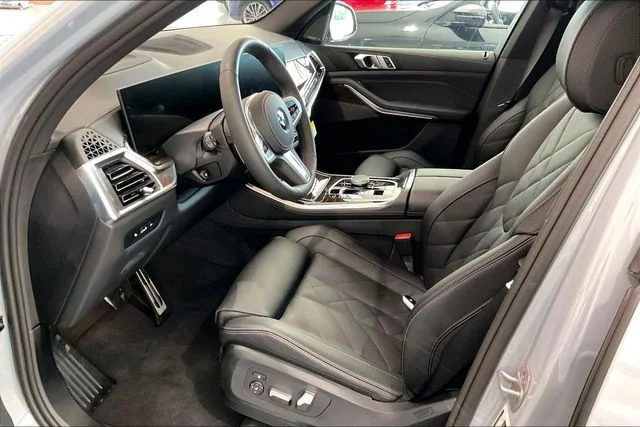 2026 BMW X5 40i - Photo 8