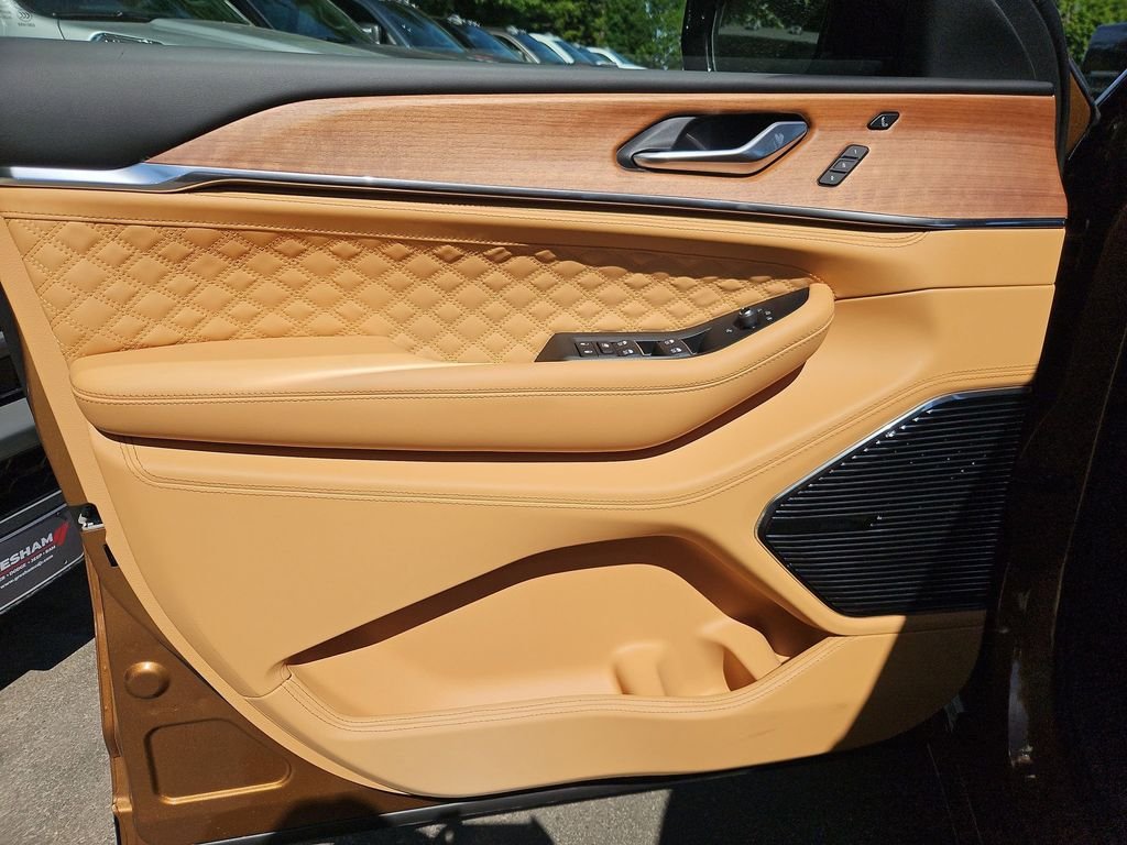 New 2026 Copper Shino Metallic Clear-Coat Exterior Paint Jeep Summit image 11