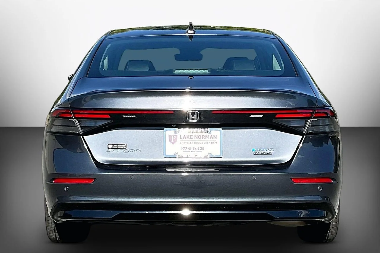 Certified Used 2023  Honda Touring image 7
