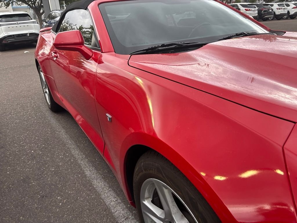 Used 2018 Red Chevrolet 1LT image 9