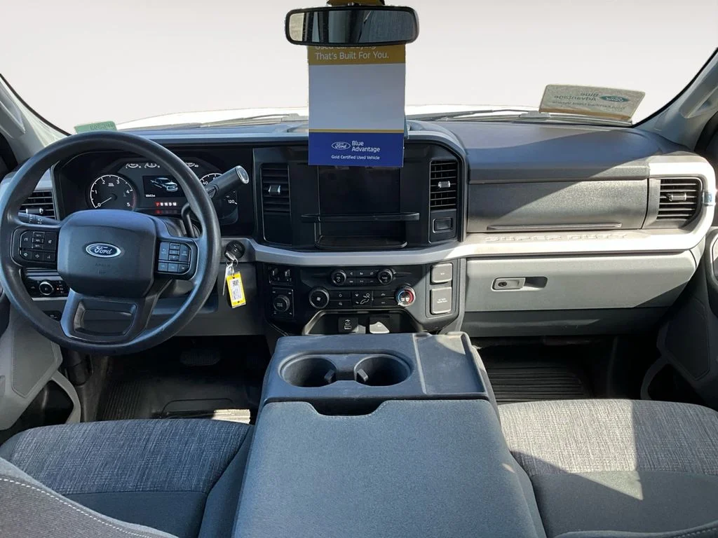 Used 2023 Oxford White Ford XLT image 15