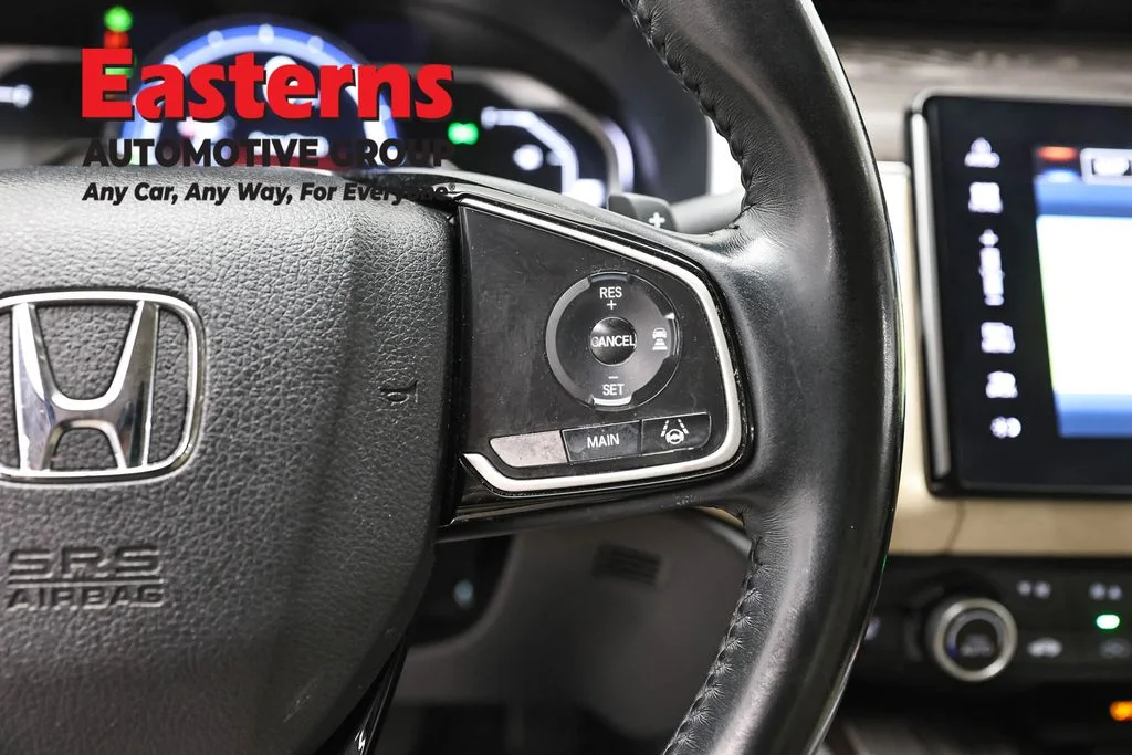 Used 2018 White Honda Touring image 16