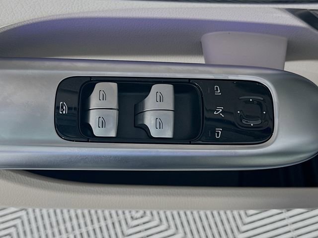 New 2026 Selenite Grey Metallic Mercedes-Benz C 300 image 49