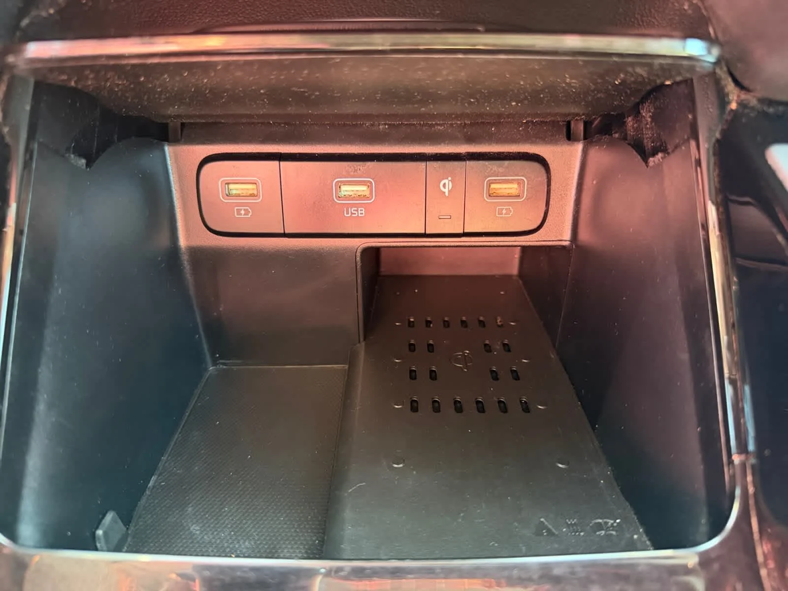 Used 2021 Gravity Grey Kia SX image 27