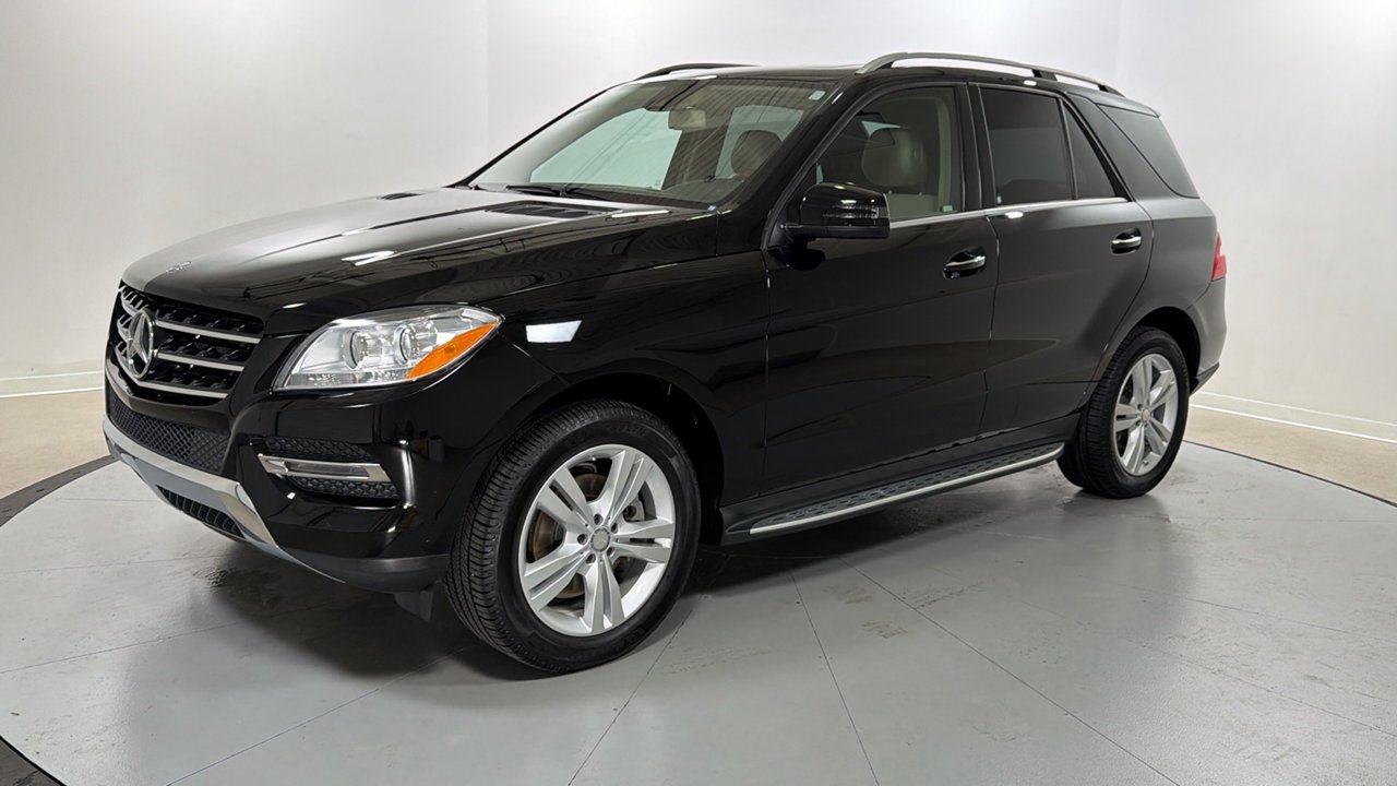 Used 2015 Black Mercedes-Benz ML 350 image 1