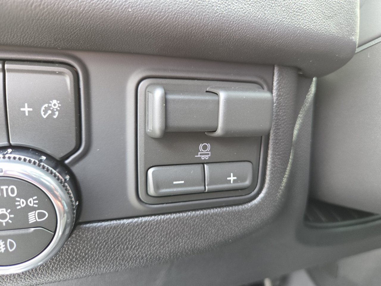 2026 GMC Yukon XL AT4 Ultimate - Photo 34