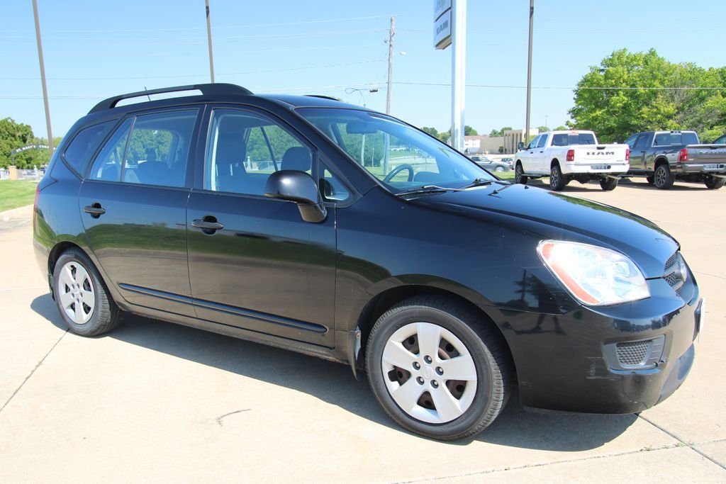 Used 2009 Gray Kia LX image 3