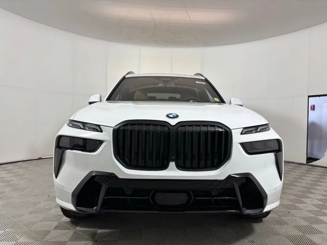 New 2027 Alpine White BMW xDrive40i image 2