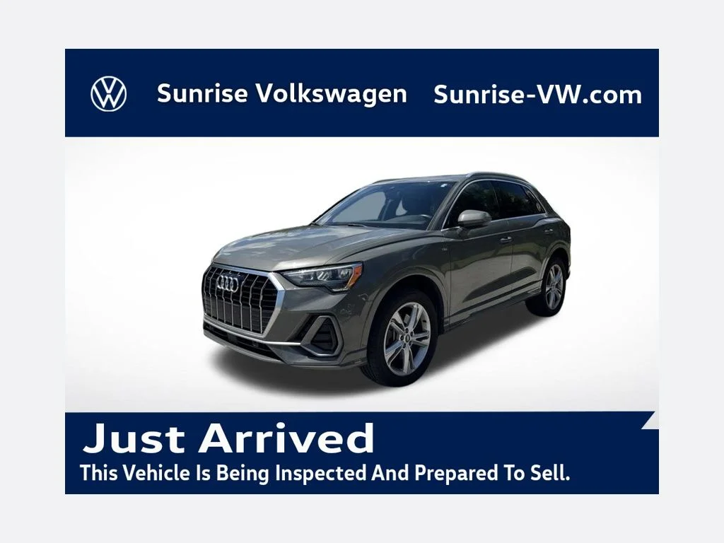 Used 2021 Chronos Gray Metallic Audi Premium image 1