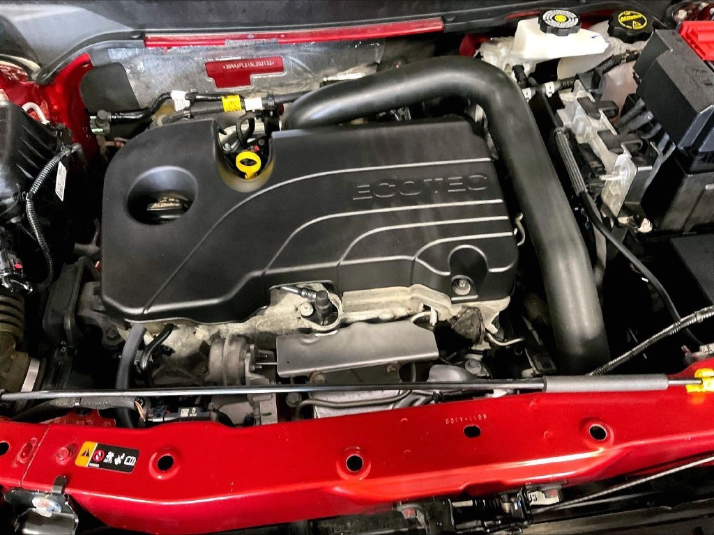 Used 2025 Red Chevrolet LT image 34