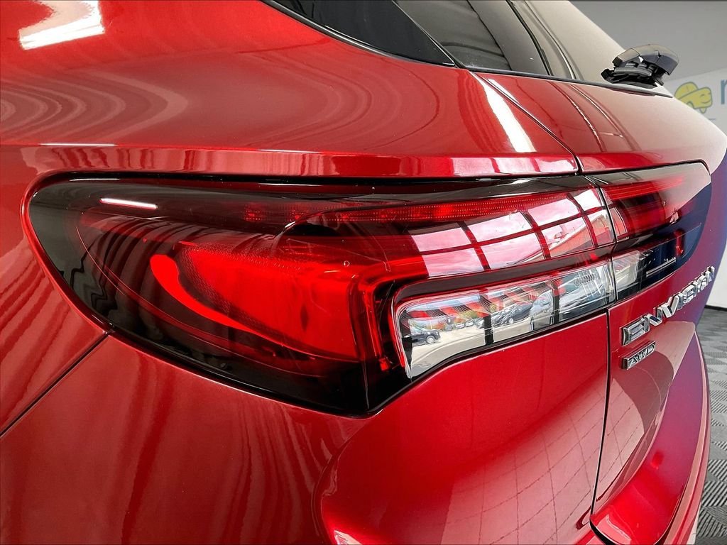 Used 2023 Red Buick Preferred image 34