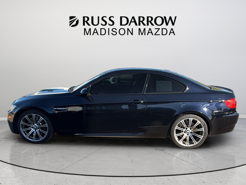Used 2011  BMW Base image 2