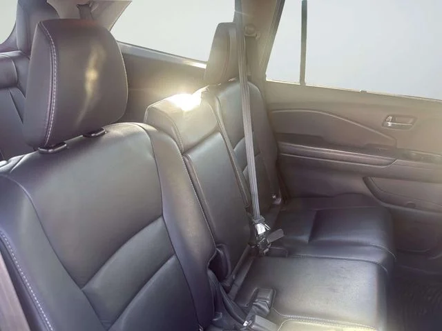 Used 2020 Gray Honda Touring image 25