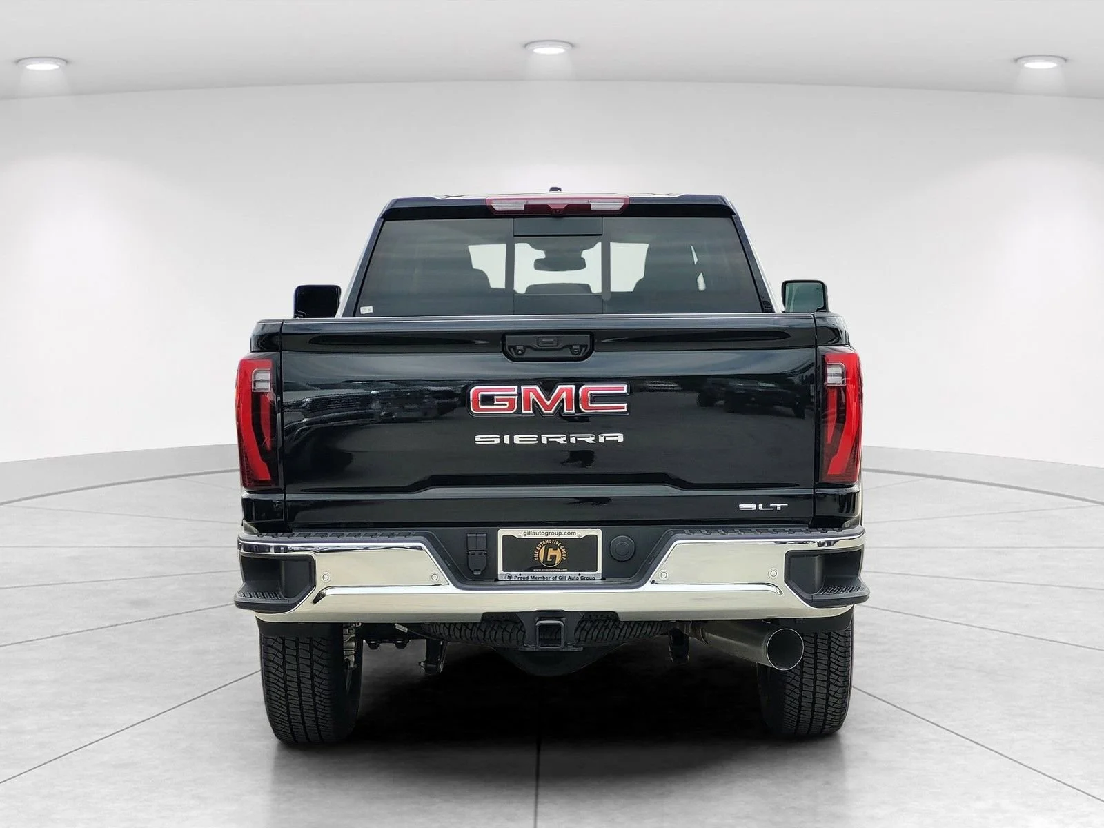New 2026 Onyx Black GMC SLT image 5