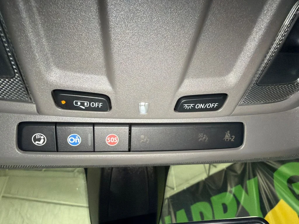 Used 2021 Summit White Chevrolet Custom image 37