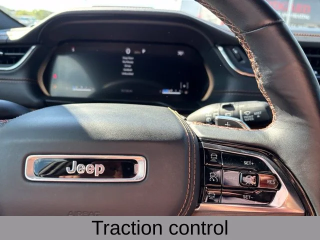 Used 2021 Silver Jeep Summit image 27