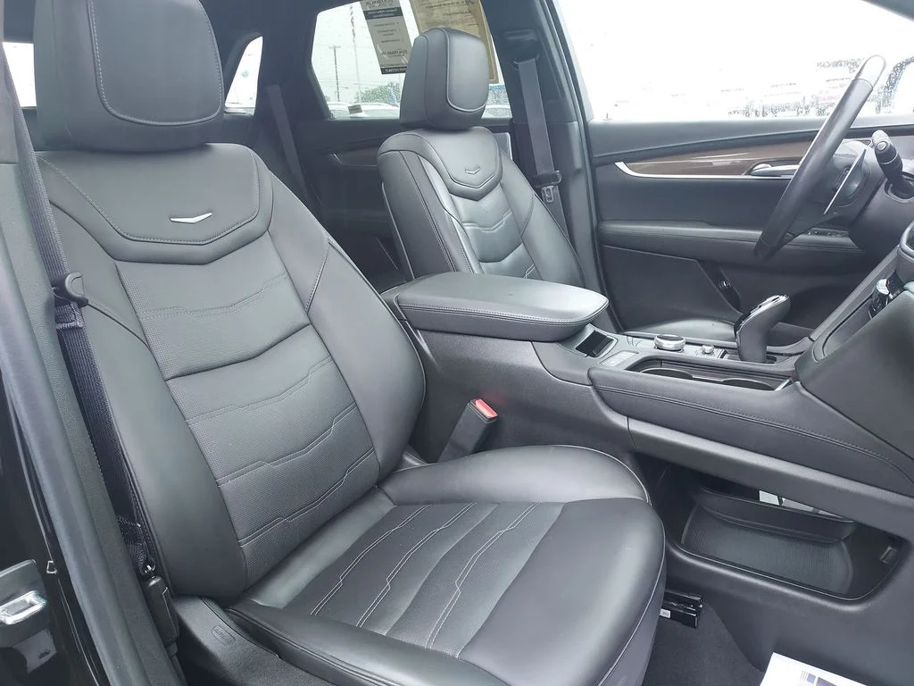 Used 2024 Black Cadillac Sport image 31