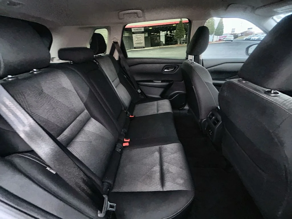 Used 2024 Gray Nissan SV image 13