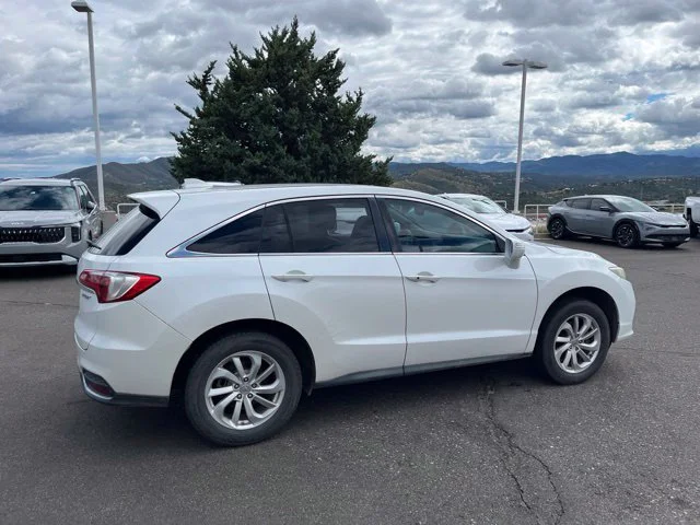 Used 2017 Diamond White Pearl Acura Base image 7