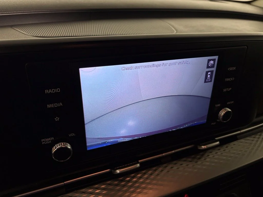 Used 2022 Red Kia LXS image 26