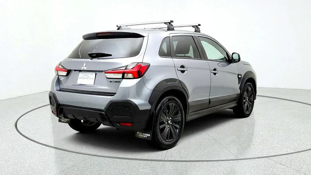 Used 2025 Alloy Silver Metallic Mitsubishi Trail Edition 2.0 AWC image 5