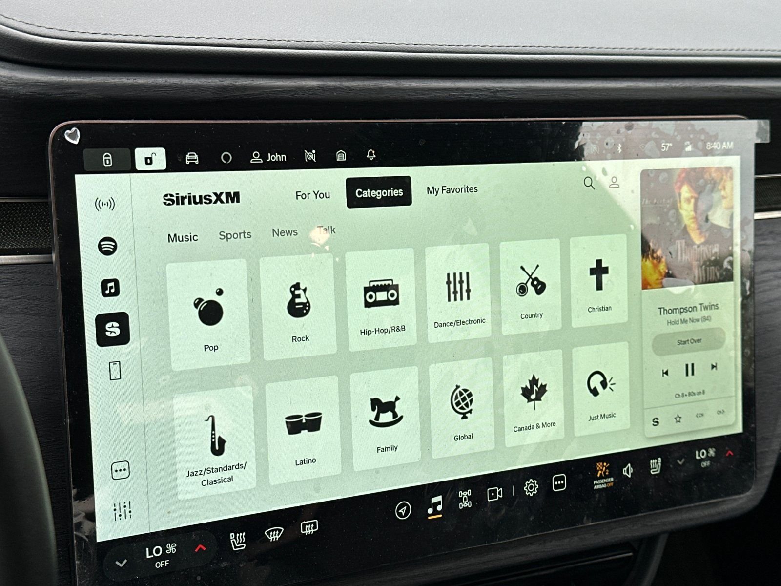 Used 2023  Rivian Adventure image 16