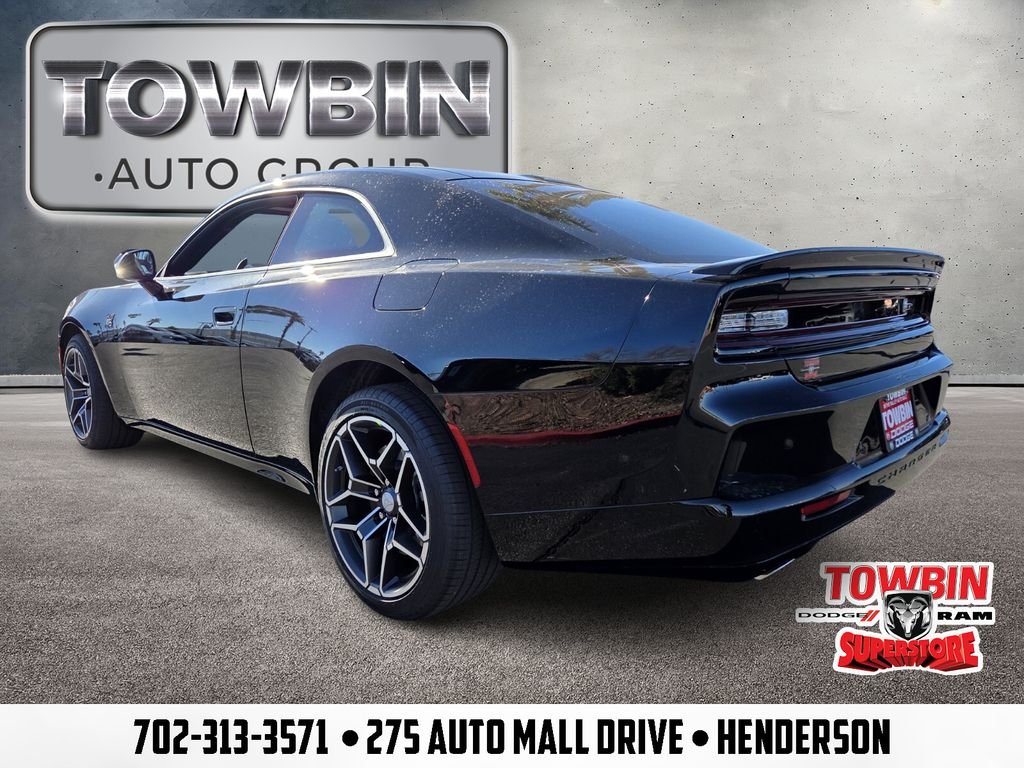 New 2026 Diamond Black Crystal Pearlcoat Dodge Scat Pack image 4
