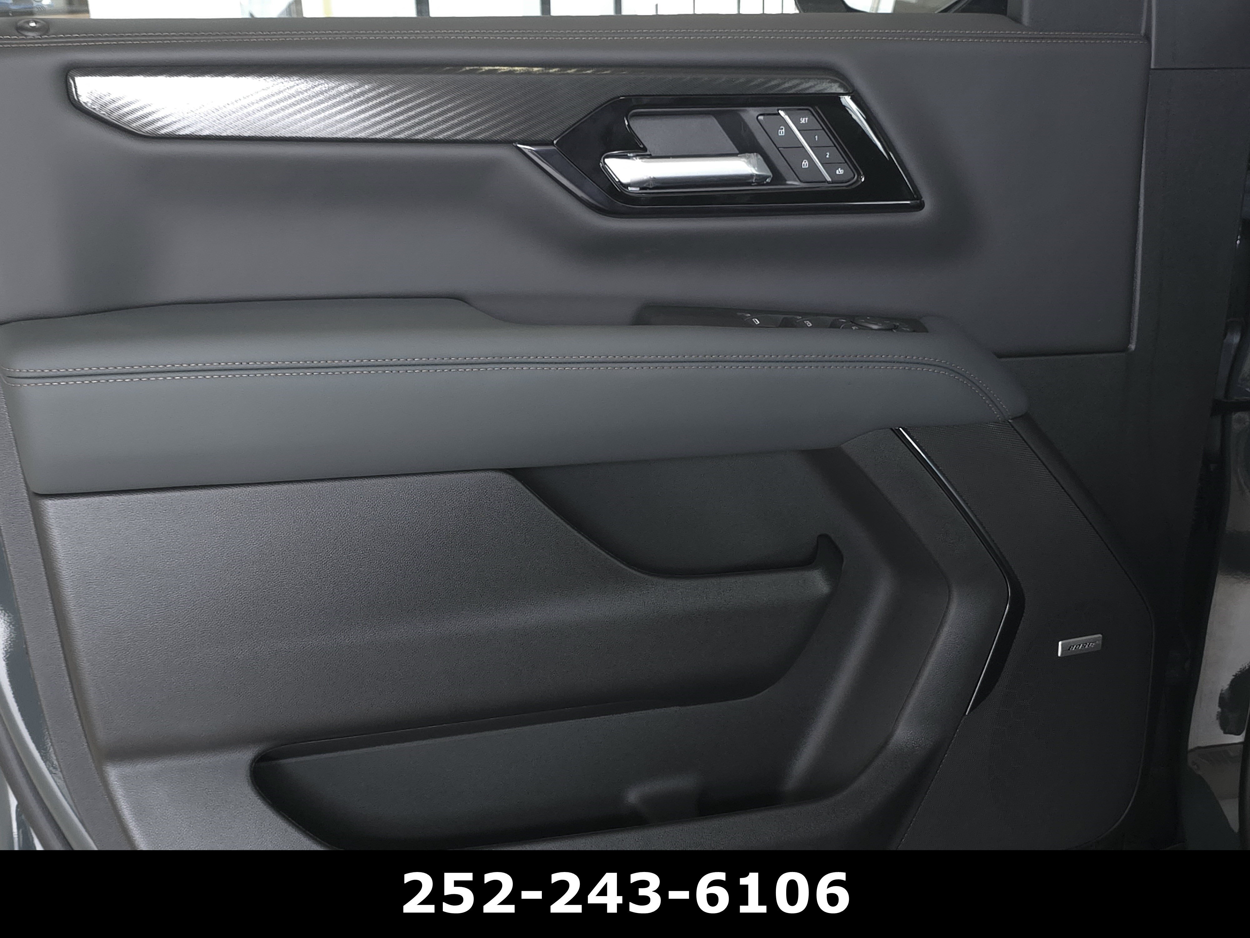 Used 2026 Midnight Pine GMC AT4 image 29