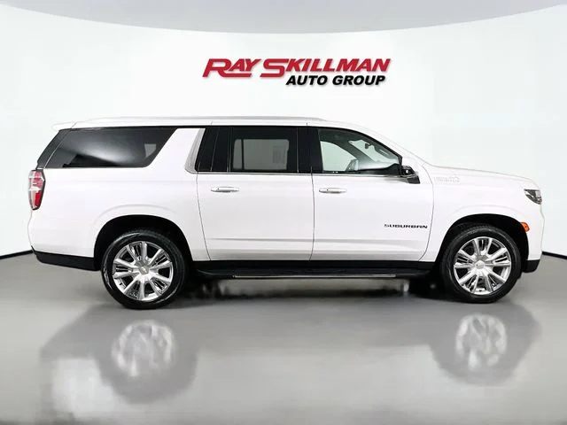 2023 Chevrolet Suburban High Country - Photo 8