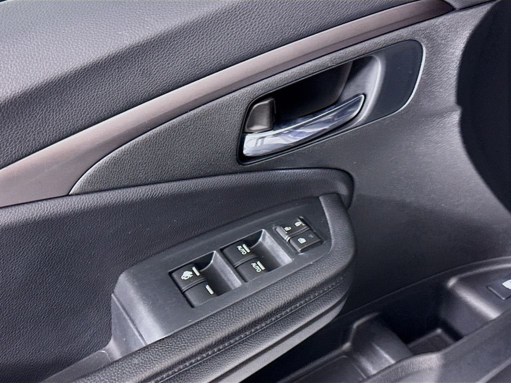 2022 Honda Pilot Sport - Photo 23