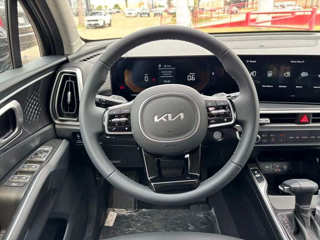 2025 Kia Sorento S - Photo 11