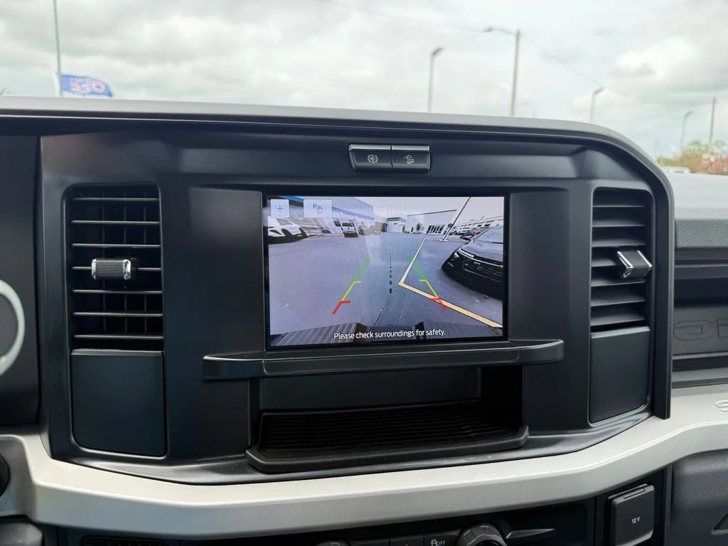 Used 2025 White Ford XL image 20