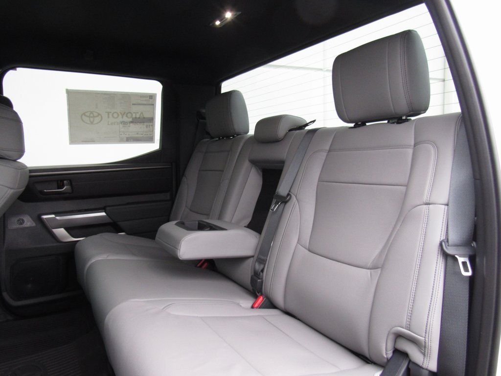 2026 Toyota Tundra SR5 - Photo 21