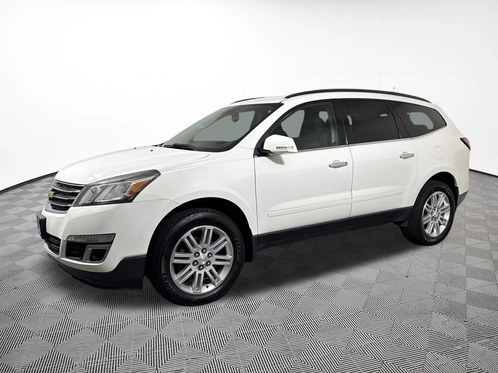 Used 2014 Chevrolet Traverse 1LT with VIN 1GNKRGKDXEJ250667 for sale in Eau Claire, WI