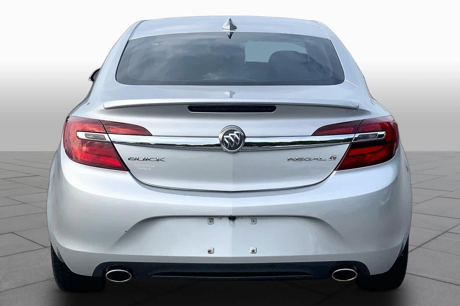 Used 2017 Quicksilver Metallic Buick Sport Touring image 5