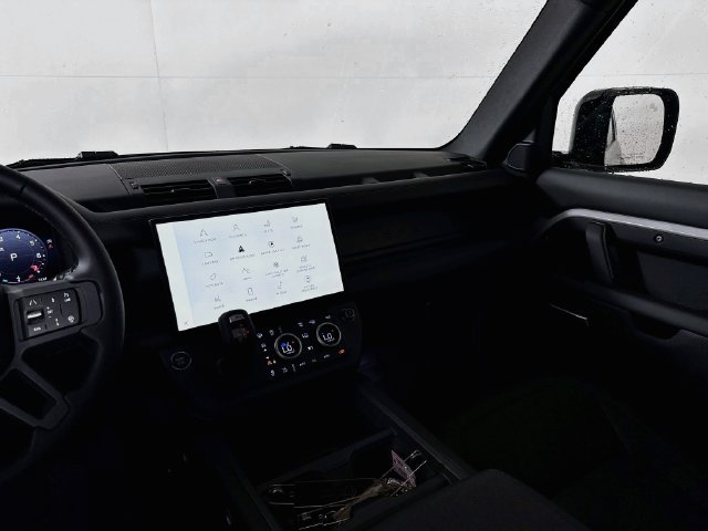 New 2026 Borasco Grey Land Rover X-Dynamic SE image 26