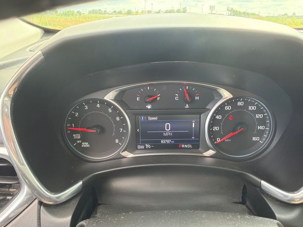Used 2019 Iridescent Pearl Tricoat Chevrolet LT image 13